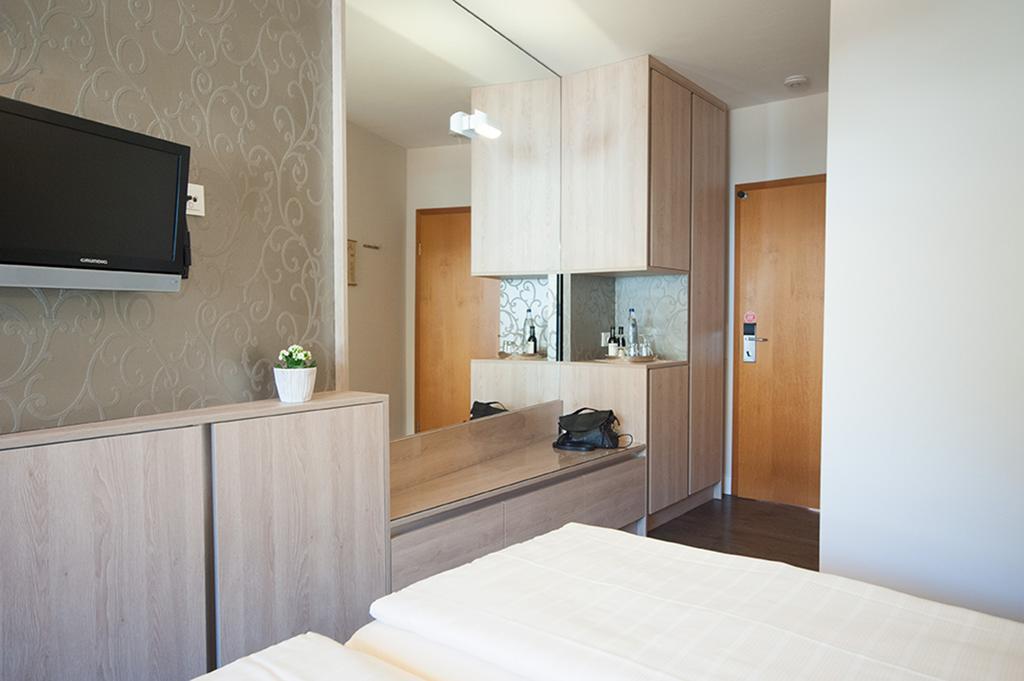 Weinhotel St. Stephanus Zeltingen-Rachtig Luaran gambar